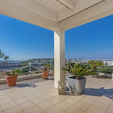 Sunny Penthouse,modern Amenities+aegean View Apartment
